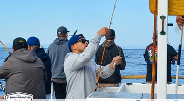 <span style="background-color: rgb(220, 236, 253);">Arrow Wire &amp; Cable - Fishing Trip to Catalina</span>&nbsp;- 10.jpg